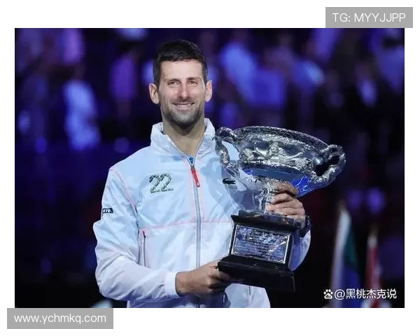 德约科维奇逆转取胜再夺大师赛冠军巩固世界第一宝座掀起网坛新高潮