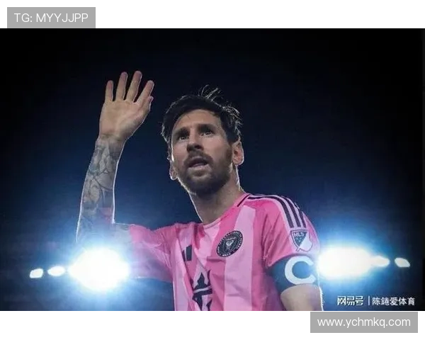 《国际足坛热点：梅西转会风波再起 曼联遭遇伤病困扰战绩堪忧》