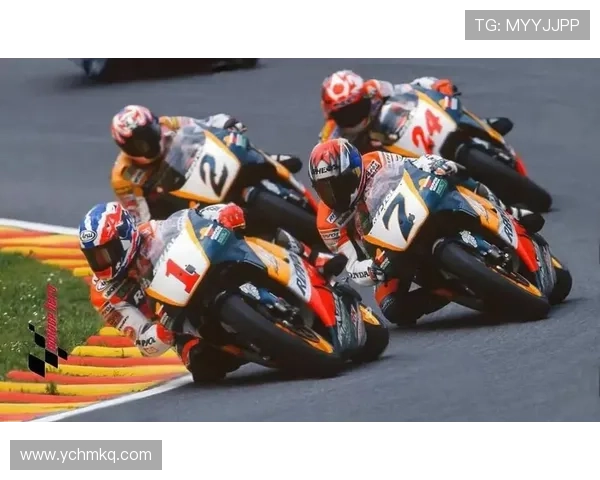 摩托GP赛季精彩回顾：车手们激烈竞争，技术革新引领未来