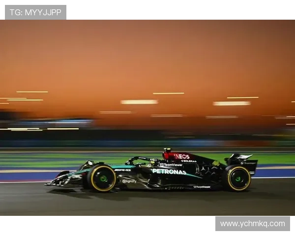 F1新赛季风云再起车队博弈升级冠军悬念引爆全球车迷关注